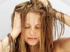 Day To Day Hair Care Tips For Monsoon