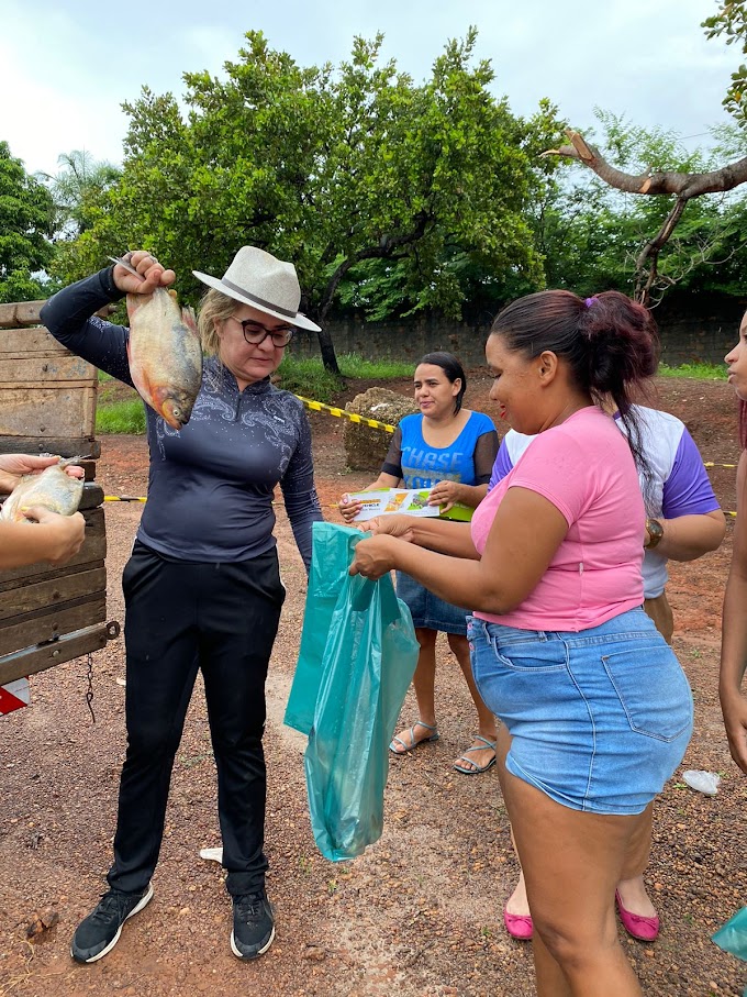 Deputada Cláudia Coutinho faz entrega de peixes para a população de Caxias e Matões