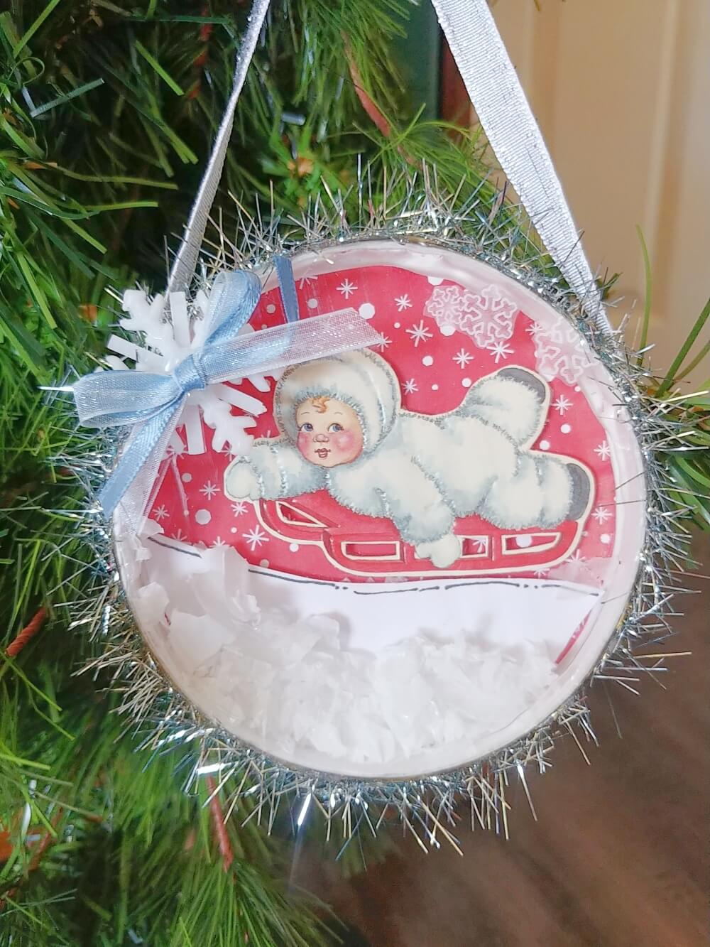 Snow Globe Ornaments From Recycled Ice Cream Lids!