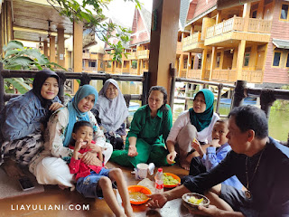 Family time di Danau Dariza