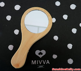MIVVA Glow Gizmo, Mivva box, Beauty Box Review, beauty, wooden hand mirror