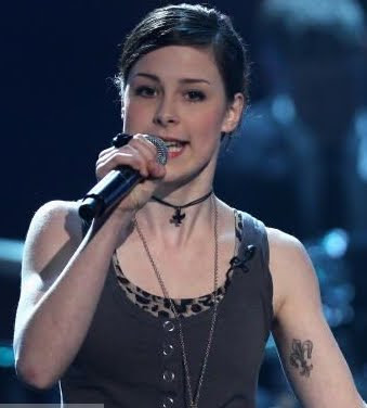 lena meyer-landrut tattoo on upper arm with fleur de lis tattoo designs