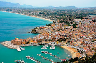 The harbour at Castellammare del Golfo, where Piersanti Mattarella was born