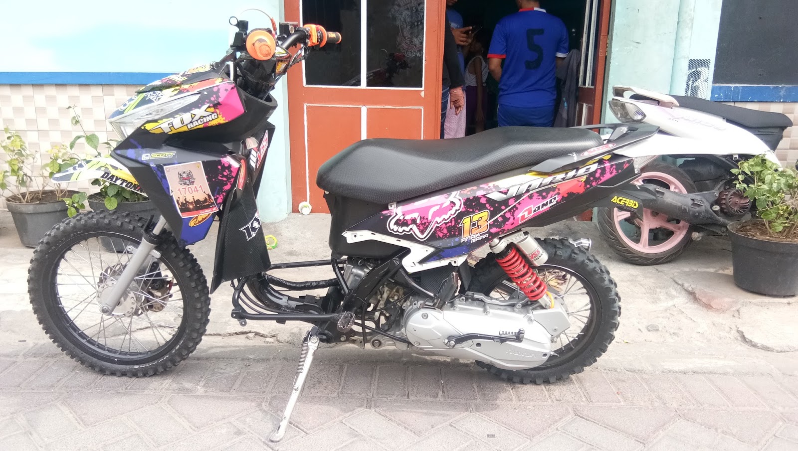 MODIFIKASI VARIO 150 MENJADI TRAIL