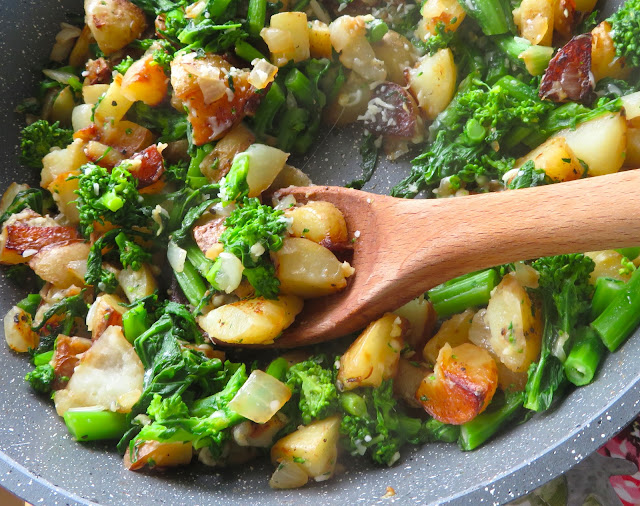 Sauteed Potatoes with Broccoli Rabe