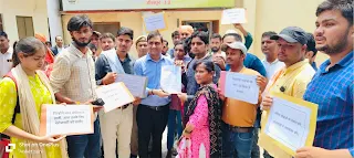 #JaunpurNews : कोविड काल में सेवा देने वालों ने जिला प्रशासन को दिया ज्ञापन | #NayaSaveraNetwork
