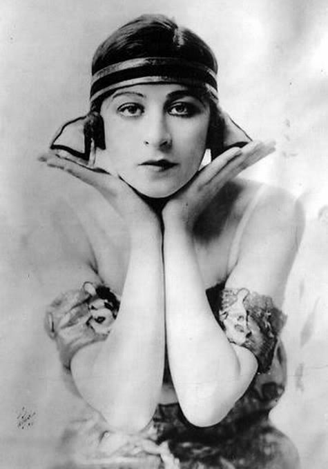 vintage portrait fanny brice