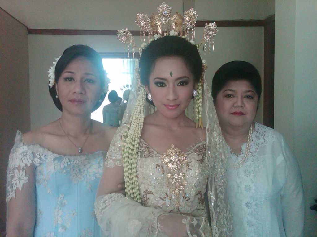  Baju  Pengantin Adat  Sunda  Modern  blackhairstylecuts com