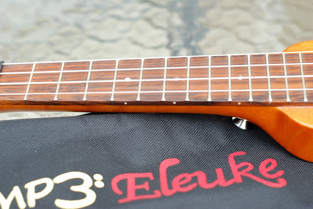 eleuke peanut ukulele neck