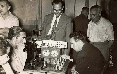 Partida de ajedrez Albareda vs. Bordell en el Torneo de La Pobla de Lillet 1958