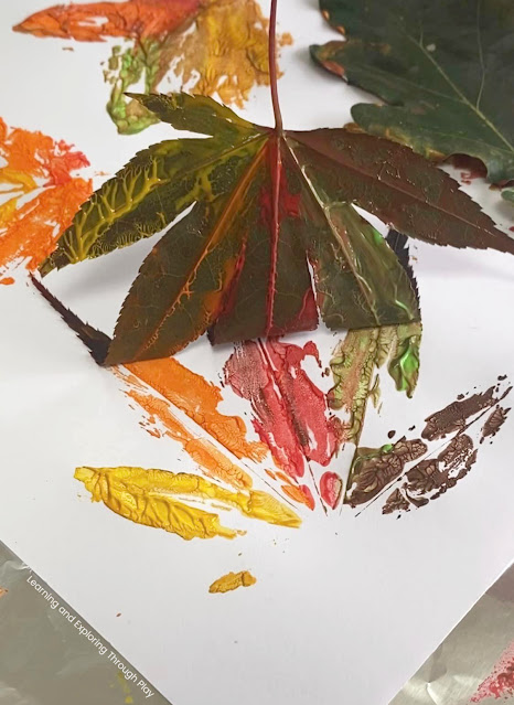 DIY Leaf Prints Art for Autumn Crafting