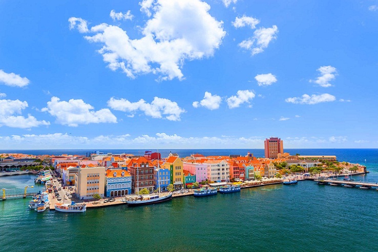  Willemstad, Kota dengan Pesona Arsitektur Kuno