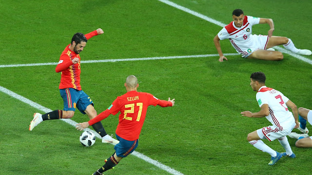 España marca su primer gol en un encuentro emocionante ante Marruecos