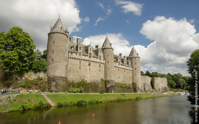 Diario viaje coche Bretaña Normandía Josselin