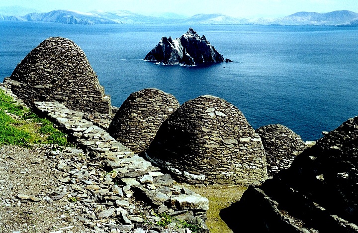 Skellig Michael, Tempat Indah yang Menyimpan Bahaya