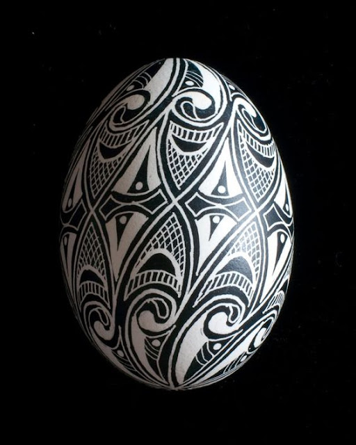 http://heavenartproject.blogspot.hu/2010/06/teresas-eggs.html