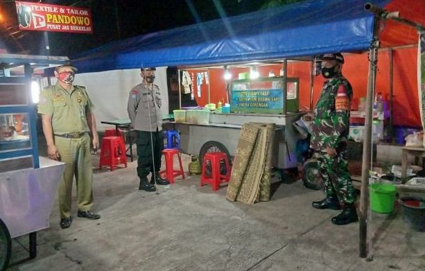 Sikapi PPKM Mikro, Aparat Nguter Gencar laksanakan Patroli malam