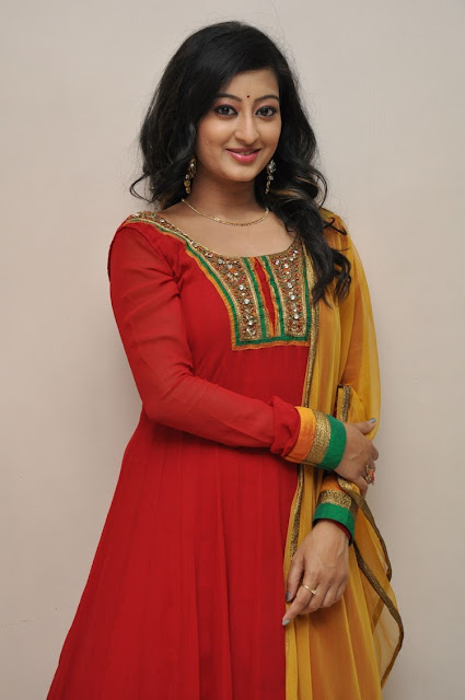 Actress Thanishka hot photos