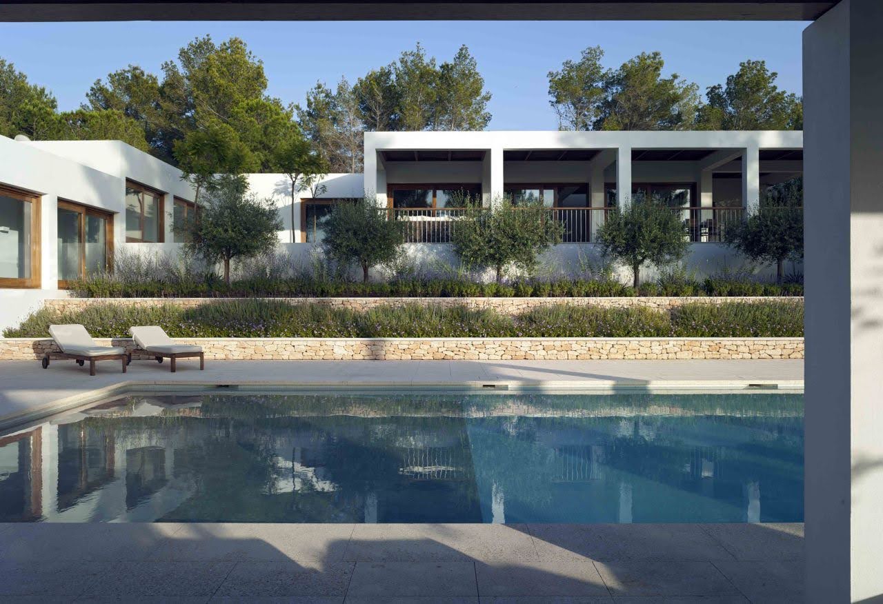 Casa en el valle de Atzaró - de Blacam and Meagher architects