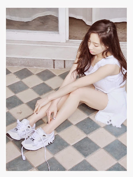 Girls' Generations Taeyeon in High Cut Match 2015