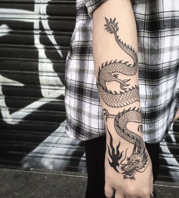 Tatuagens de dragão - 30 fotos e modelos femininos