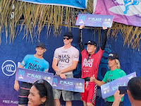 Marlon Harrison juara 1 Men's Sementara Piage Hareb Juara 1 Women's Nias Pro Surfing Sorake beach
