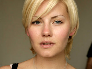 Free wallpapers without watermarks of Elisha Cuthbert at Fullwalls.blogspot.com