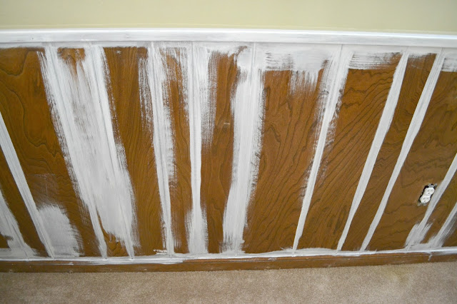 How to paint wood paneling