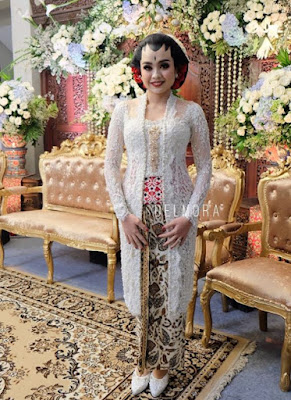 Kebaya pengantin muslimah elegan