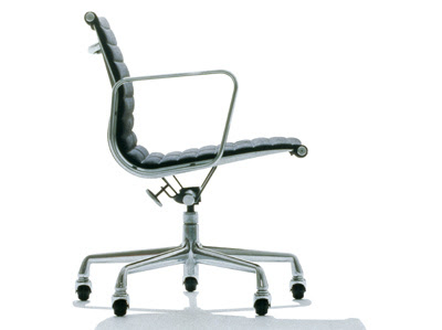 Site Blogspot  Office Leather Chair on Eames Aluminum Group Management Chair For Herman Miller