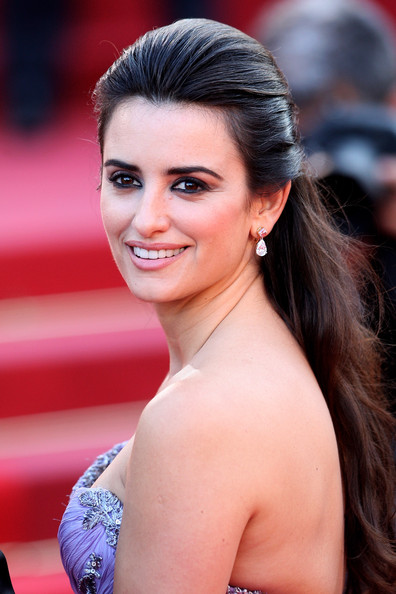 Penelope Cruz Hair, Long Hairstyle 2011, Hairstyle 2011, New Long Hairstyle 2011, Celebrity Long Hairstyles 2139