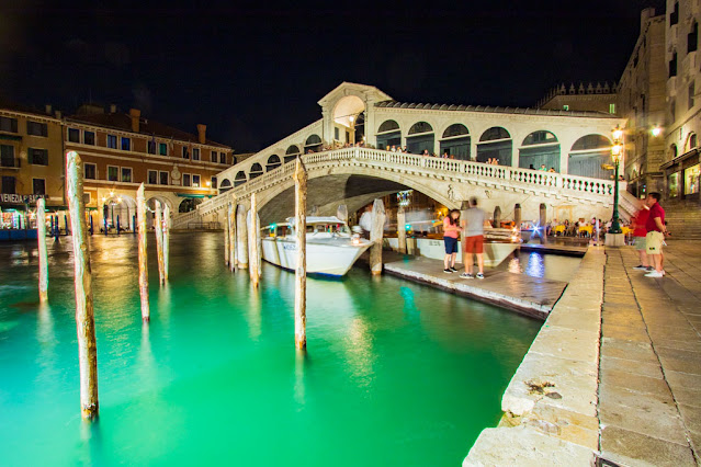 Venezia di notte-Venice by night-Ponte di Rialto-Rialto bridge