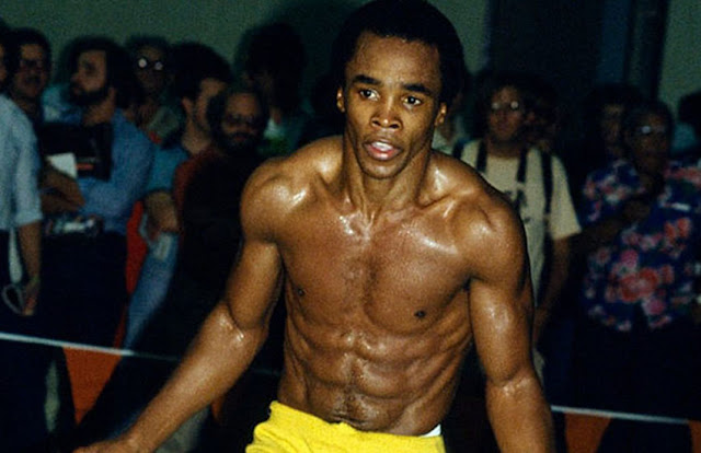 Top 10 Richest Boxers all of time