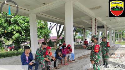 Di Tengah Covid-19, Babinsa Koramil 09/Sirombu Komsos Dengan Warga Binaan