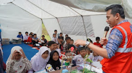 Berbagi Kebahagiaan dengan Anak-anak Penyintas Gempa Cianjur, Pegawai PLN Mengajar di Sekolah Darurat