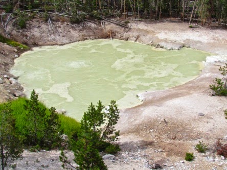 MudVolcano%252526SulphurCauldronAreas-1-2014-07-30-21-17.jpg
