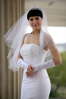 2+Tier+Fingertip+Crystal+Rhinestone+Beaded+Wedding+Veil