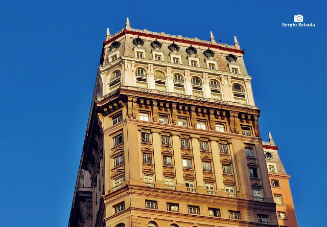 Close-up da Cobertura do Edifício Martinelli - Centro - São Paulo