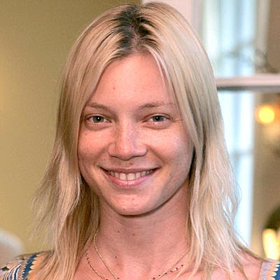 Amy Smart without makeup