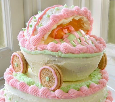 Gifts  Twins Babies on Nessy Designs  Baby Shower Carriage Cake For Twin Girls