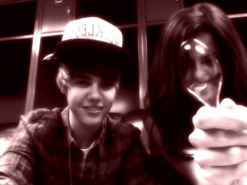 pics of justin bieber and selena gomez. justin bieber and selena gomez