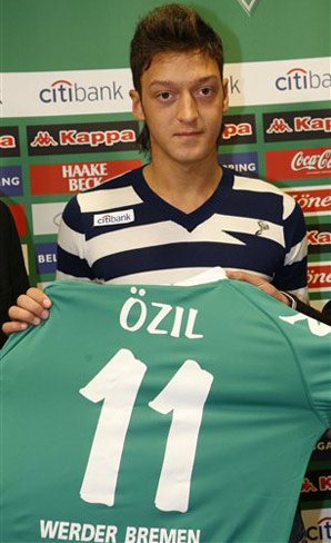 Biografi Mesut Ozil  BiografiKu.com  Biografi dan Profil 