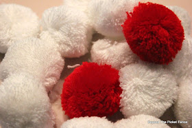 pompoms, target dollar spot, Christmas craft, https://goo.gl/OTFQA6