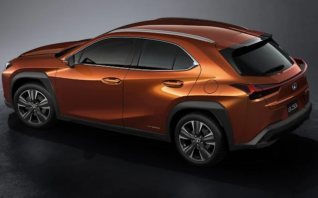 Lexus UX 250h