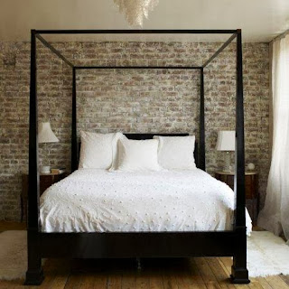 Black Canopy Bed