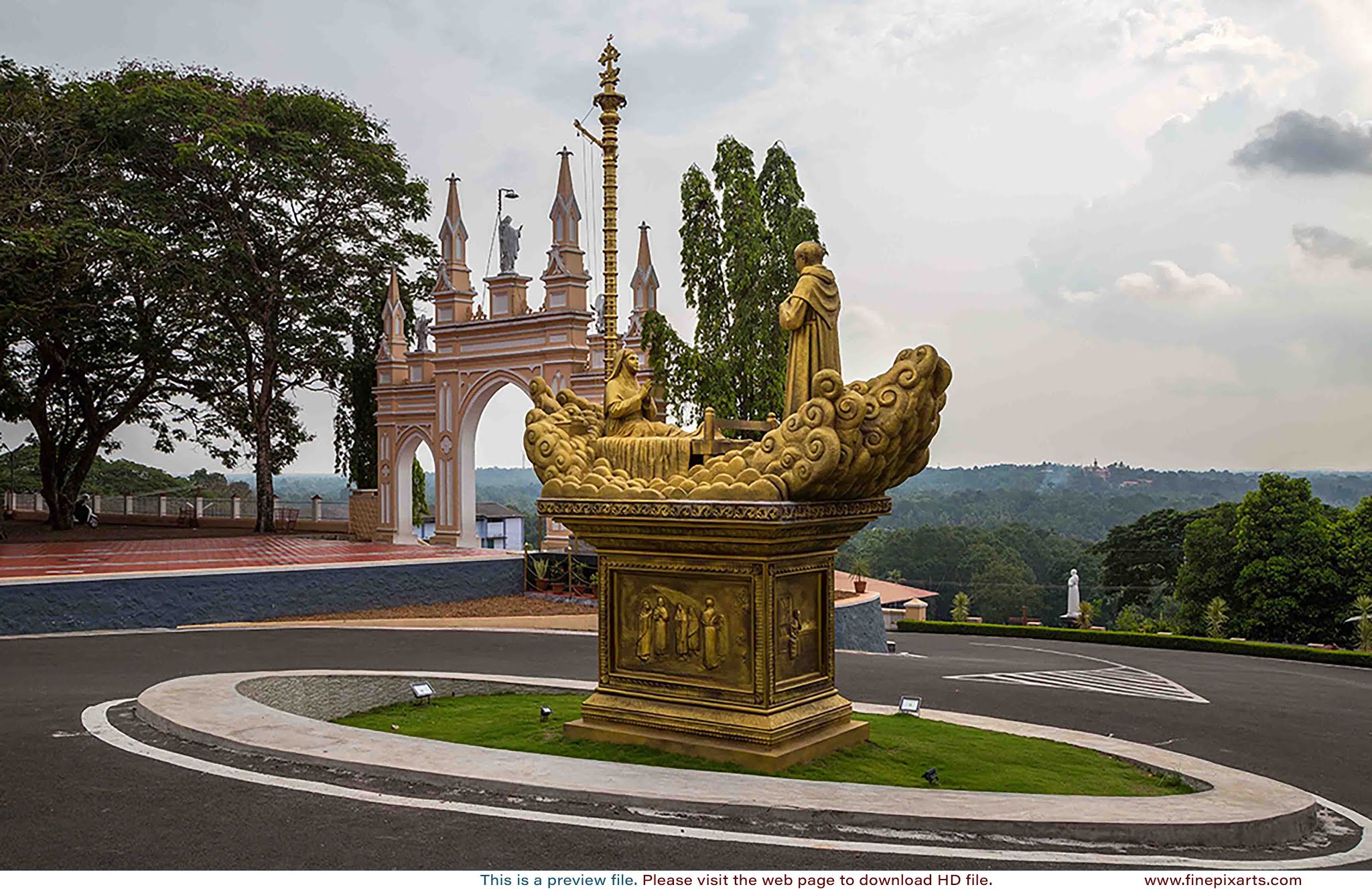 Statue St. Chavara & St. Alphonsa 003