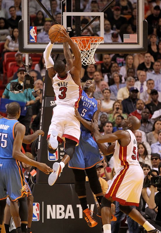  ... : 2010-2011 NBA Regular Season: Dwyane Wade Dunks On Kendrick Perkins