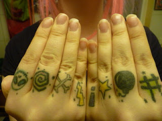 Finger Tattoo