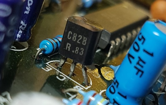 Persamaan Transistor C828 (Pengganti Langsung)