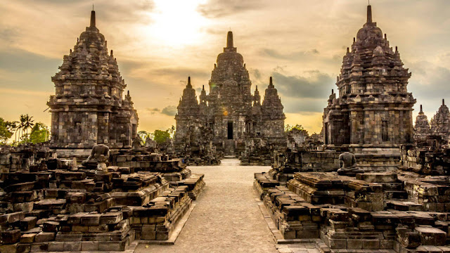 Klik untuk Melihat Tempat Wisata di Jogja Candi Prambanan